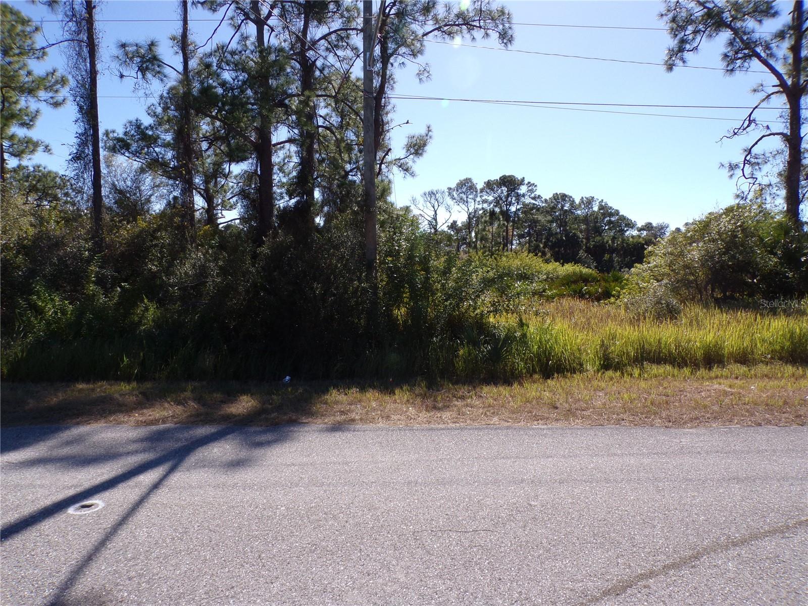 763 LONGBOW LN, LEHIGH ACRES, FL, 33972