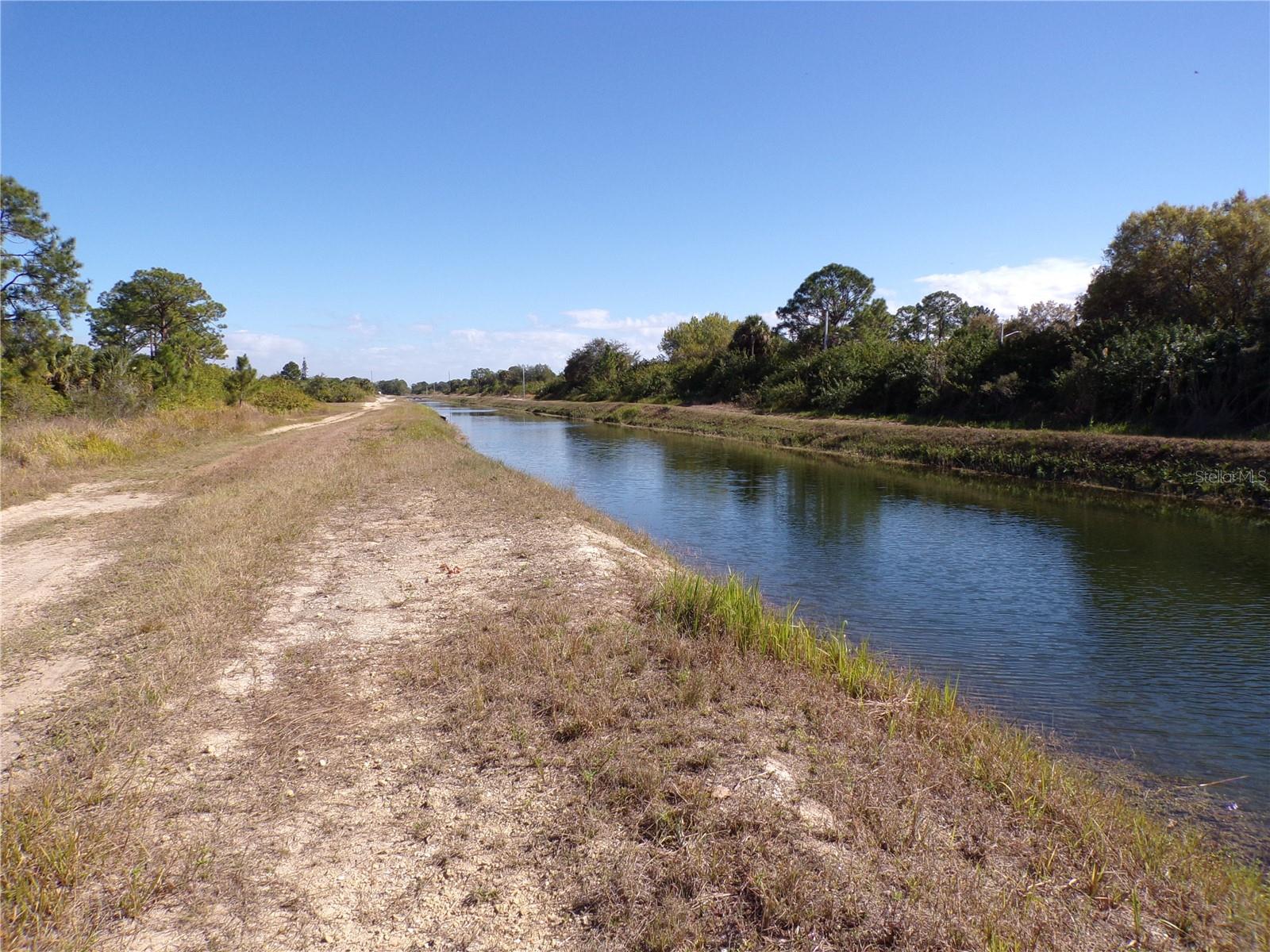 763 LONGBOW LN, LEHIGH ACRES, FL, 33972