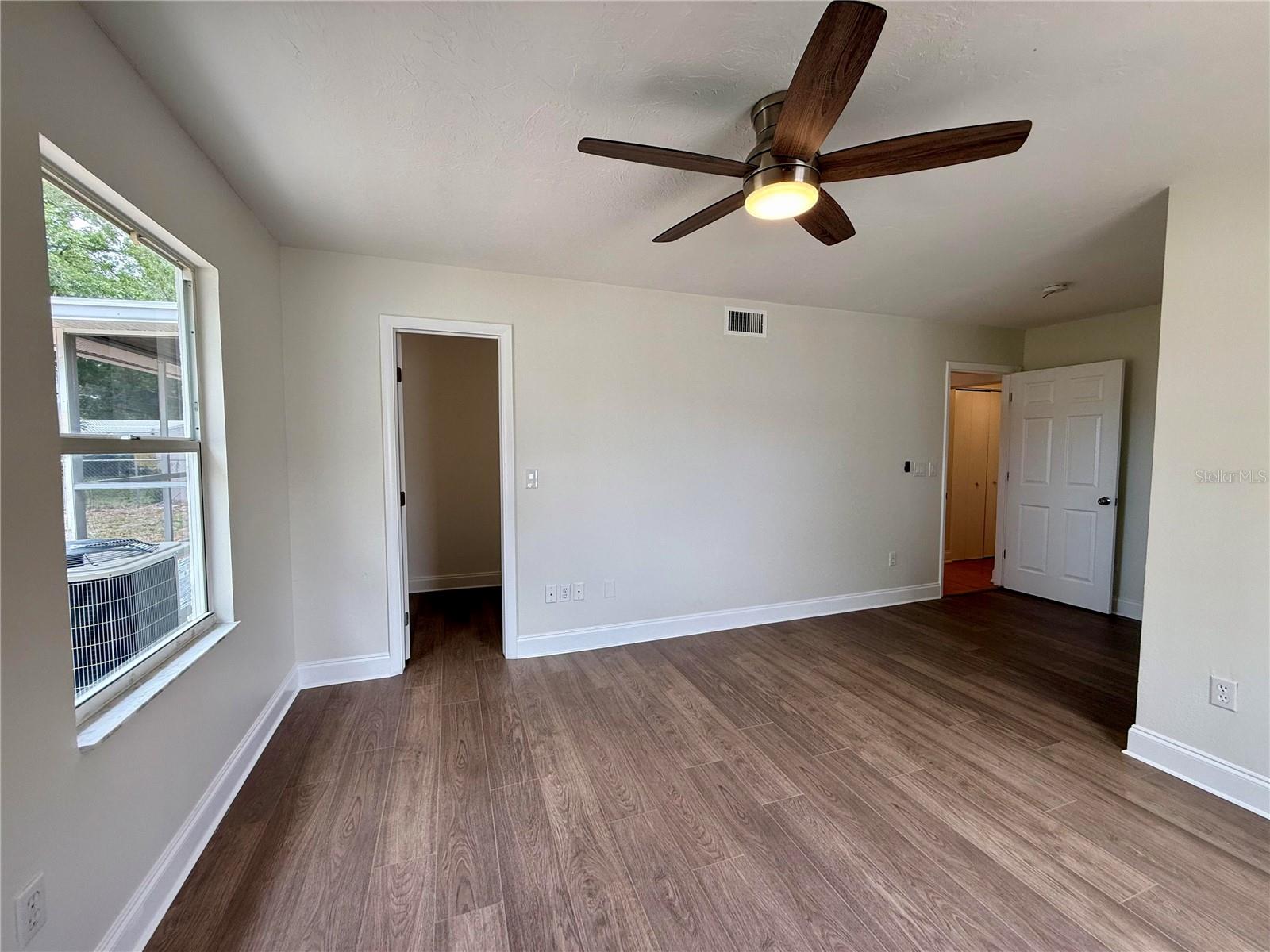 224 W CORNELIUS CIR, SARASOTA, FL, 34232