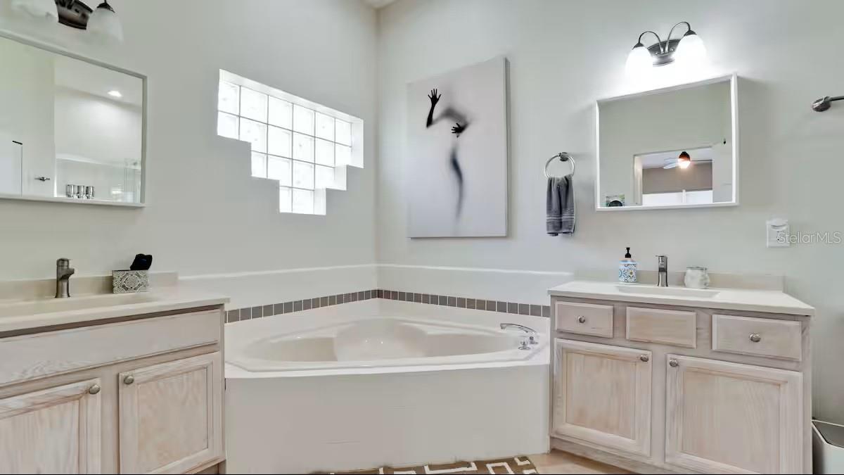 4119 2ND AVE E, BRADENTON, FL, 34208