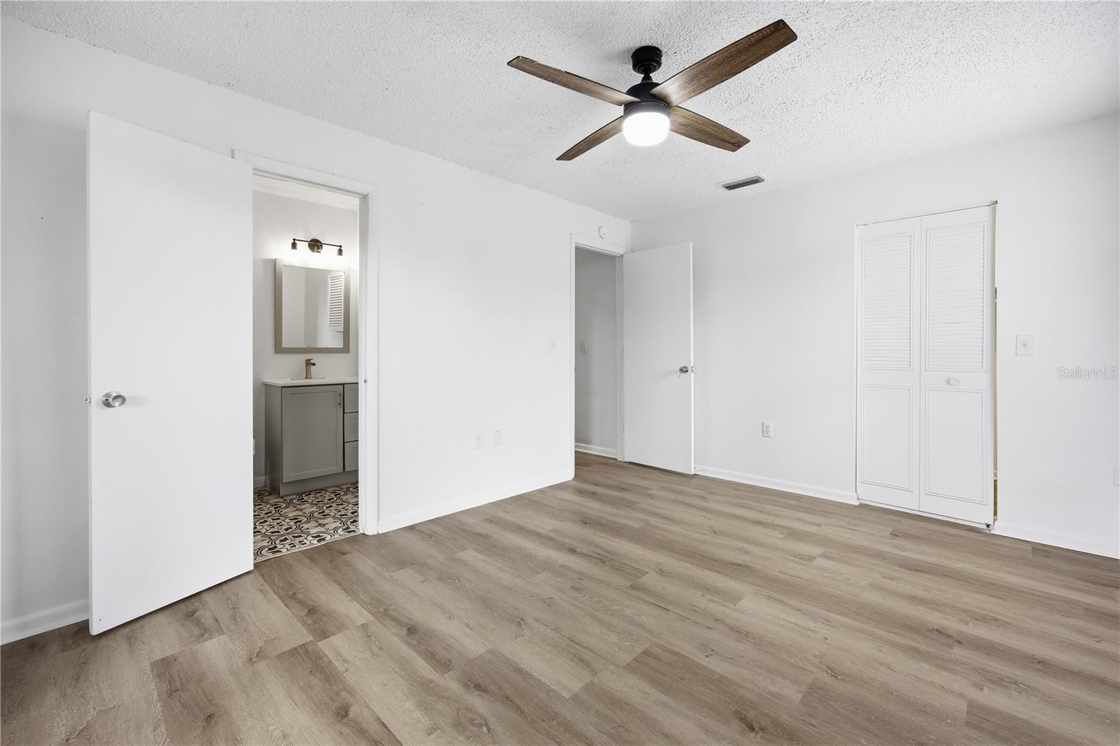 311 MARION OAKS DR, OCALA, FL, 34473