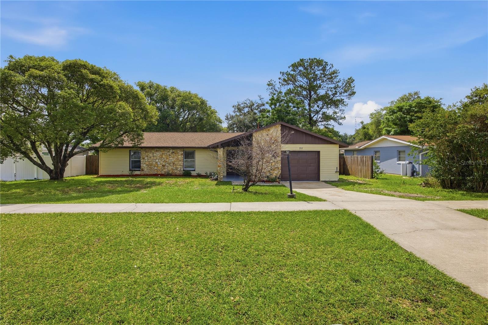 311 MARION OAKS DR, OCALA, FL, 34473