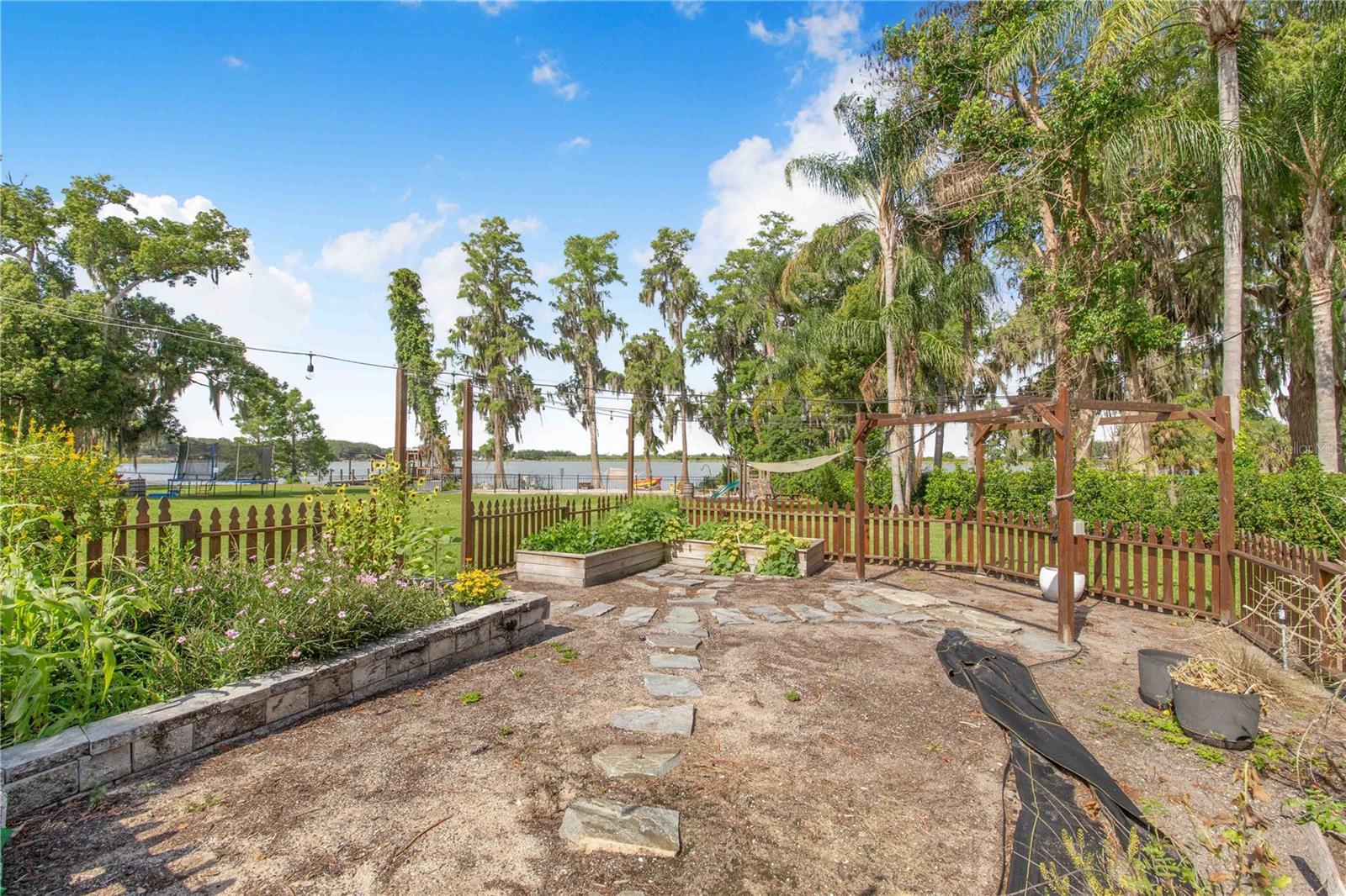 775 S BUENA VISTA DR, LAKE ALFRED, FL, 33850