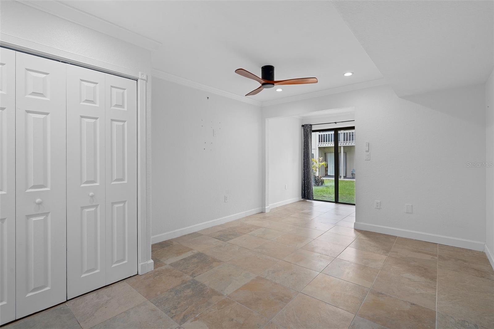 2220 BAHIA VISTA ST #G4, SARASOTA, FL, 34239
