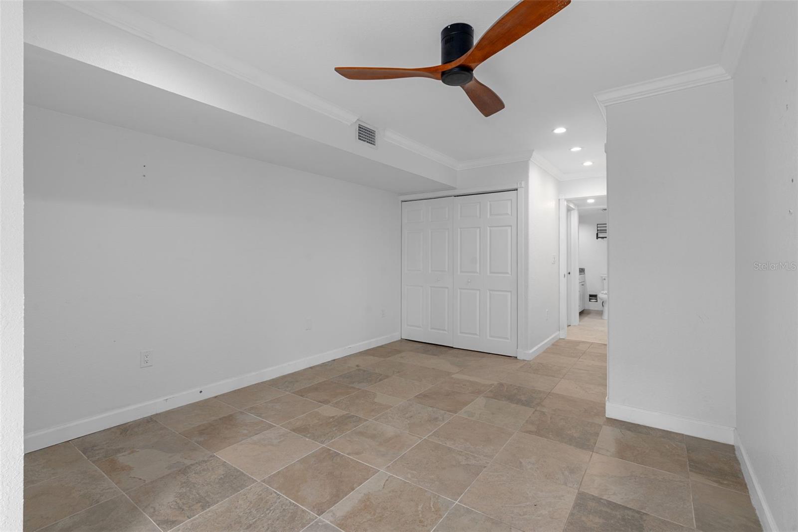 2220 BAHIA VISTA ST #G4, SARASOTA, FL, 34239
