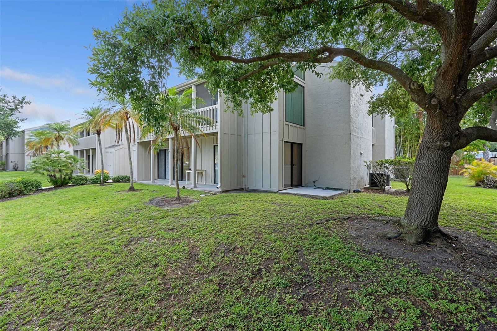 2220 BAHIA VISTA ST #G4, SARASOTA, FL, 34239