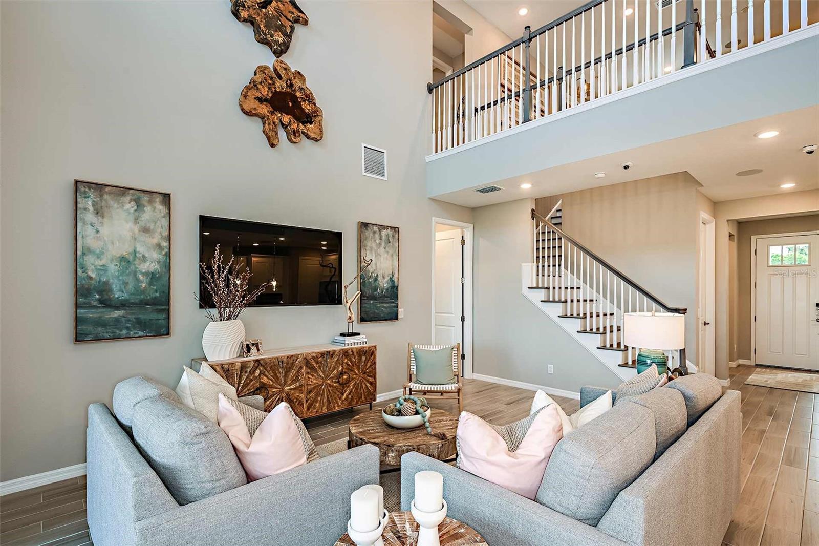 732 SKY SHADE DR, APOLLO BEACH, FL, 33572