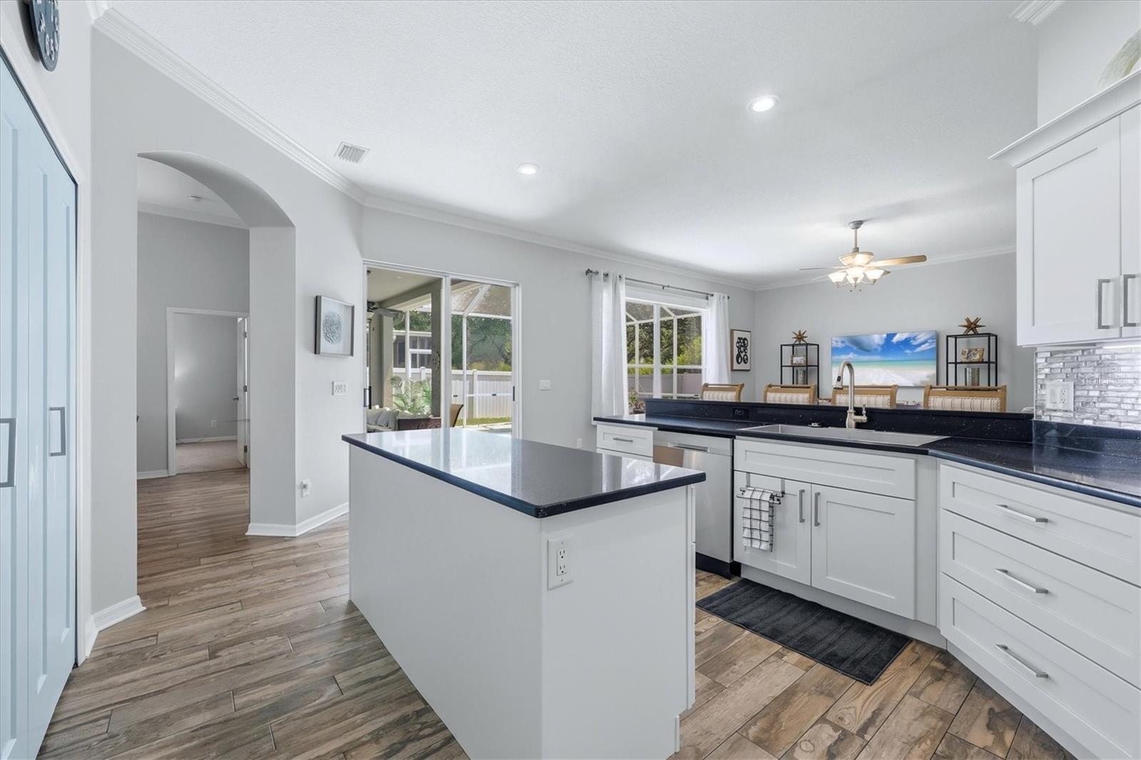 4617 EGMONT DR, BRADENTON, FL, 34203