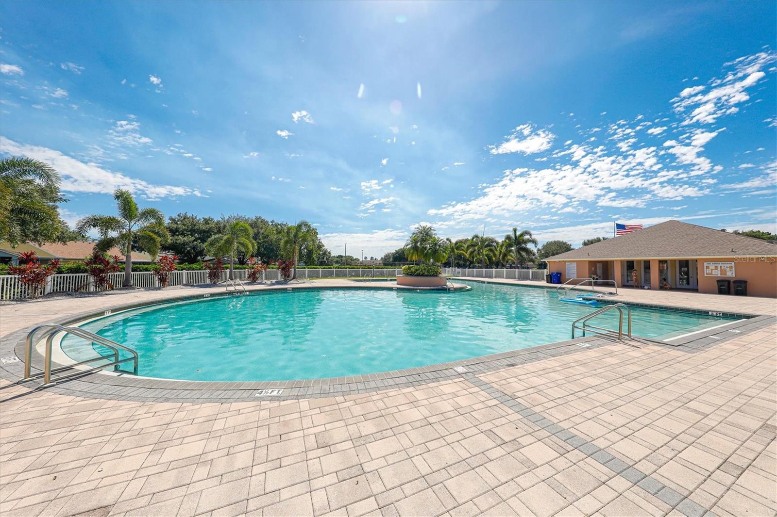 4617 EGMONT DR, BRADENTON, FL, 34203