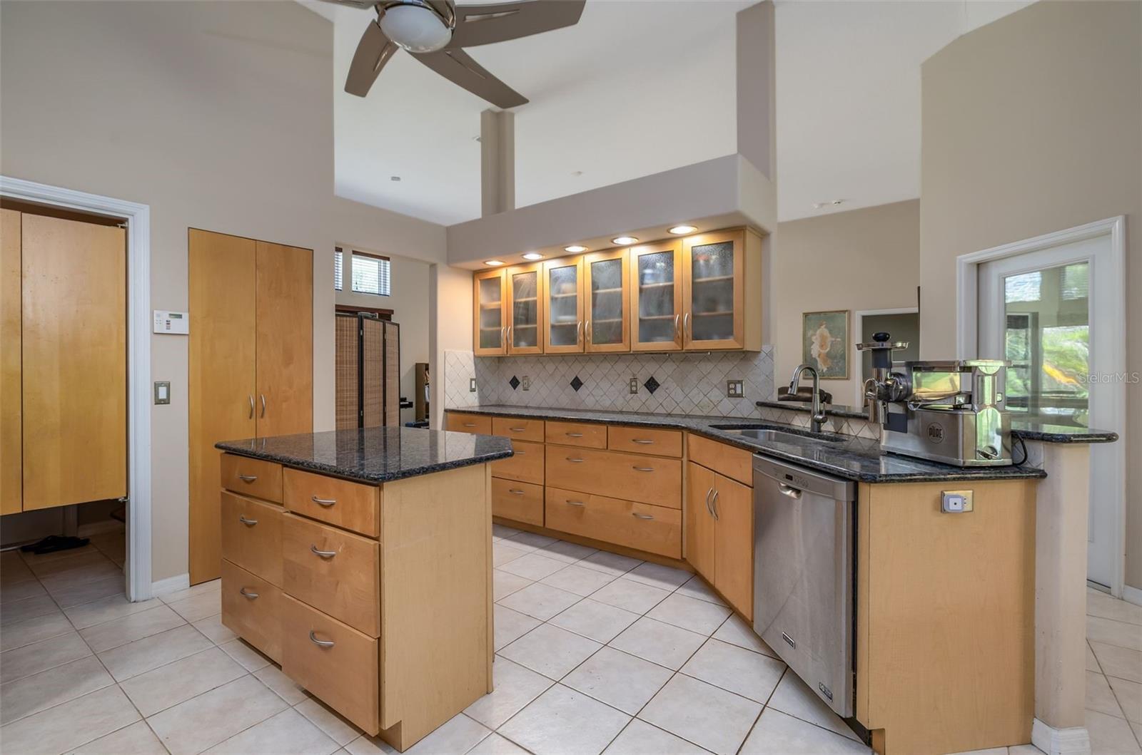 6 FAIRHILL LN, PALM COAST, FL, 32137