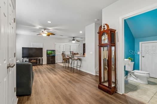 994 CELTIC CIR, TARPON SPRINGS, FL, 34689
