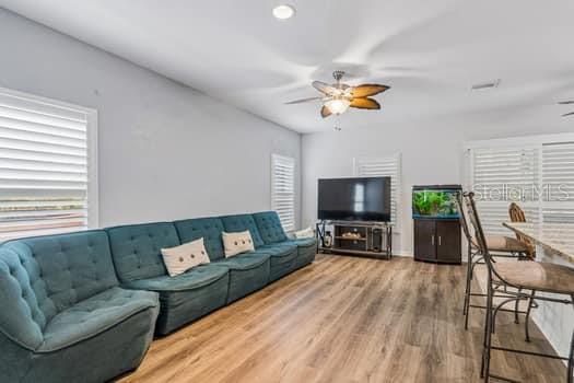 994 CELTIC CIR, TARPON SPRINGS, FL, 34689