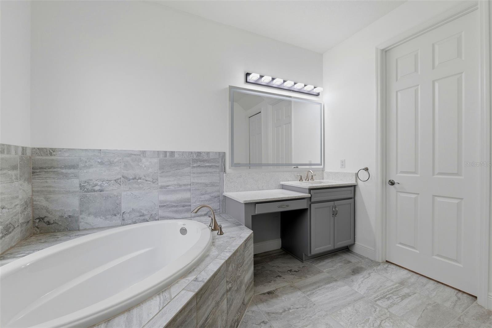 2451 SLADE AVE, ODESSA, FL, 33556
