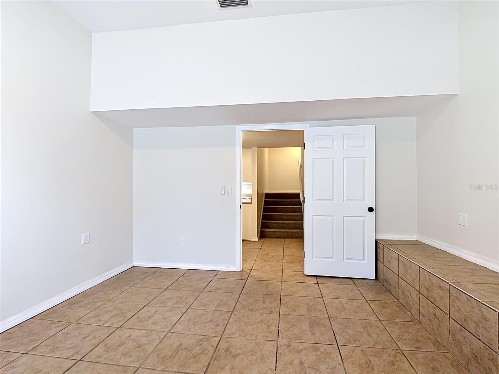 7925 LAKE MABEL LOOP RD, DUNDEE, FL, 33838