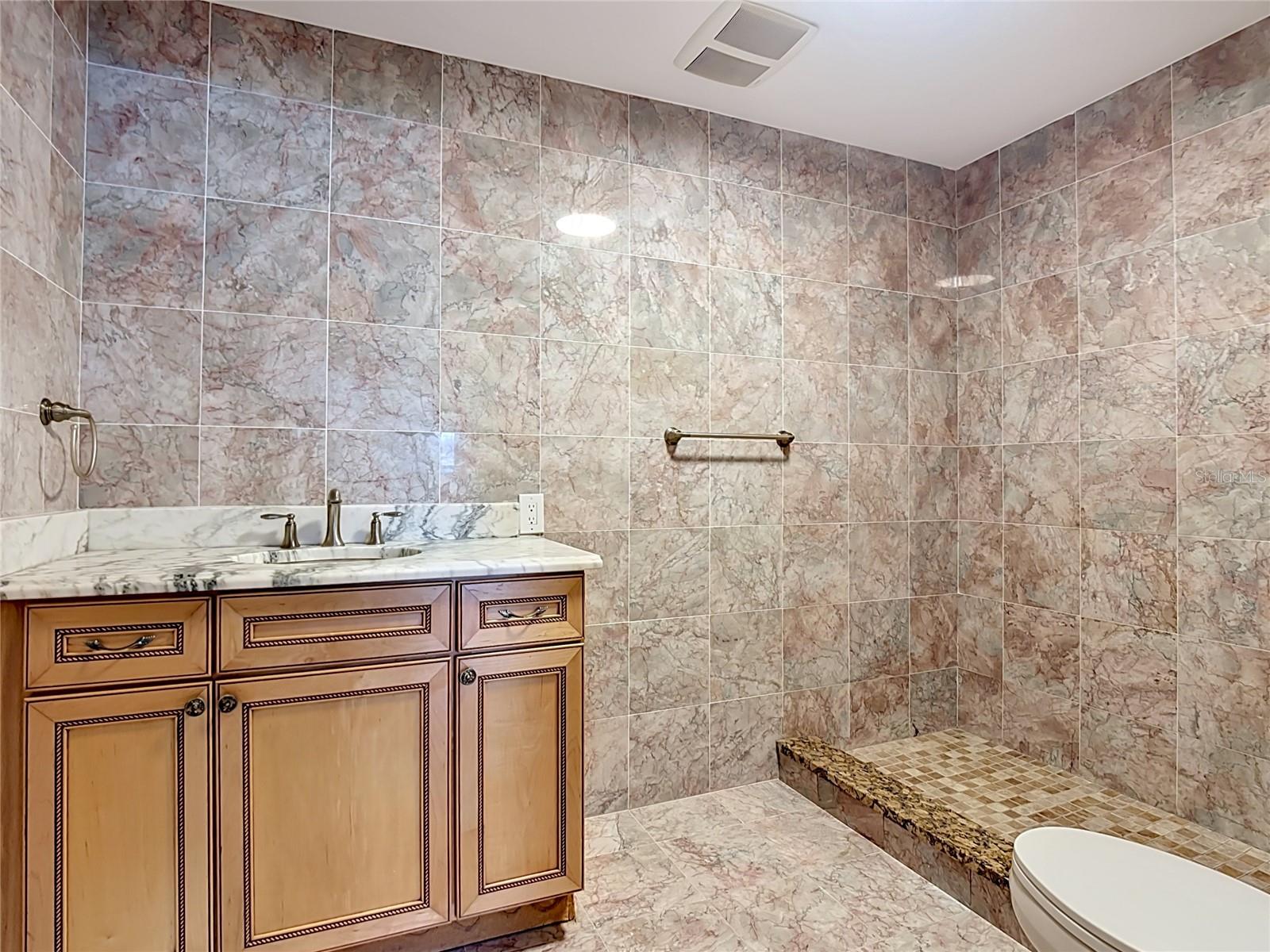 7925 LAKE MABEL LOOP RD, DUNDEE, FL, 33838