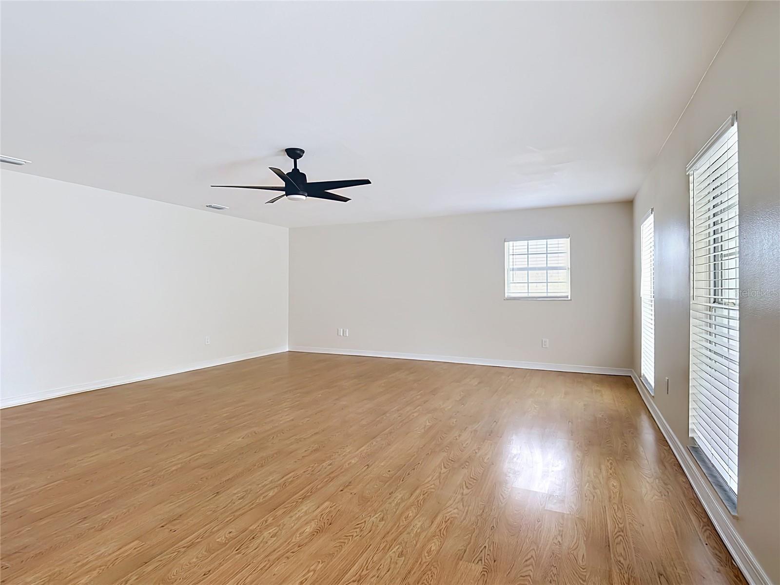 7925 LAKE MABEL LOOP RD, DUNDEE, FL, 33838