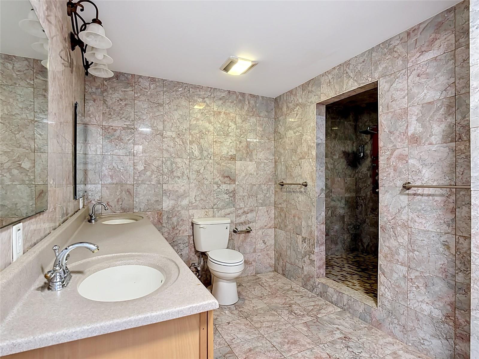 7925 LAKE MABEL LOOP RD, DUNDEE, FL, 33838