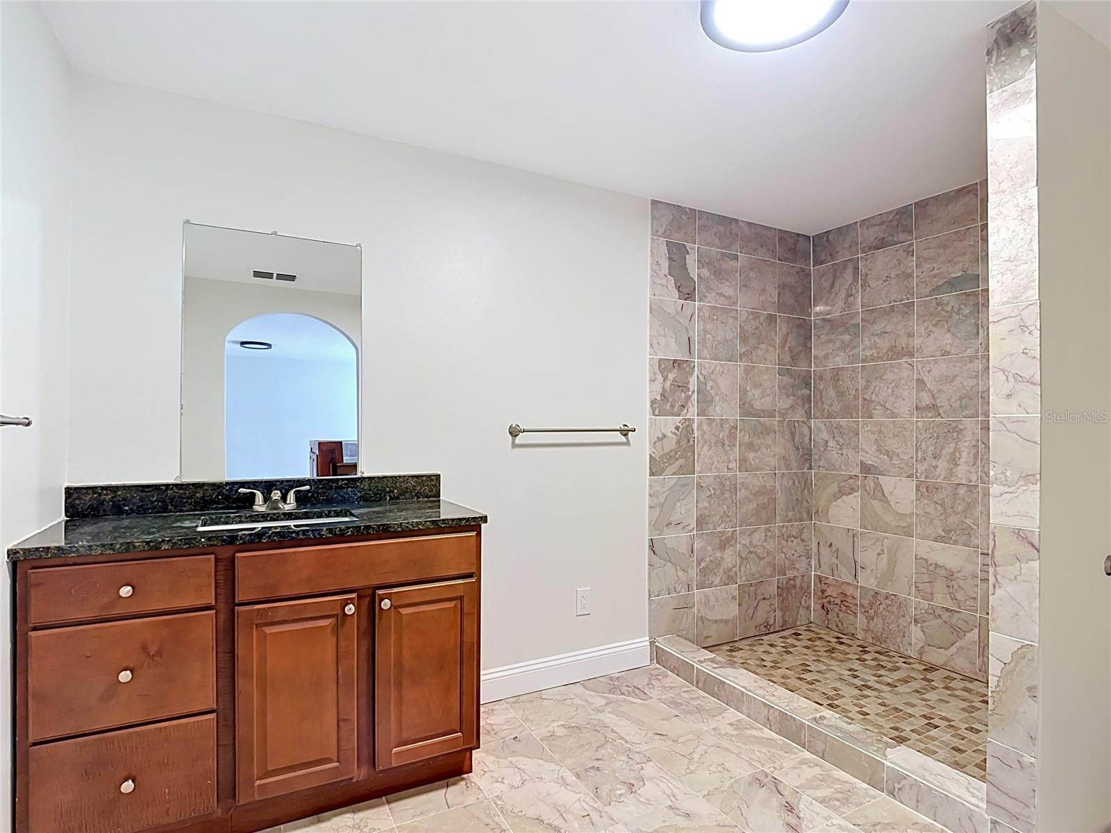 7925 LAKE MABEL LOOP RD, DUNDEE, FL, 33838