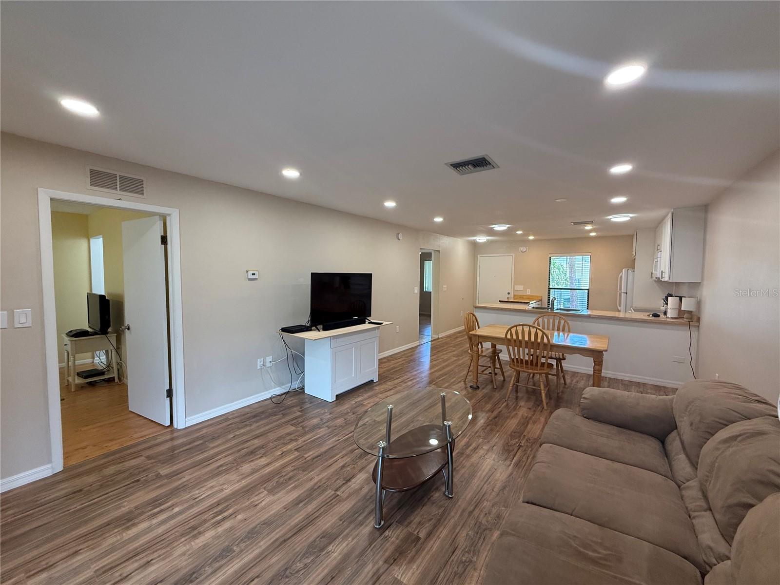 2130 BANCROFT PL #B, PALM HARBOR, FL, 34683