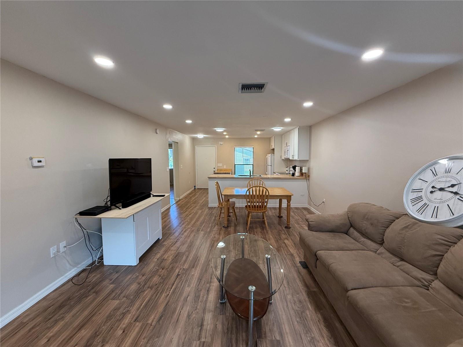 2130 BANCROFT PL #B, PALM HARBOR, FL, 34683