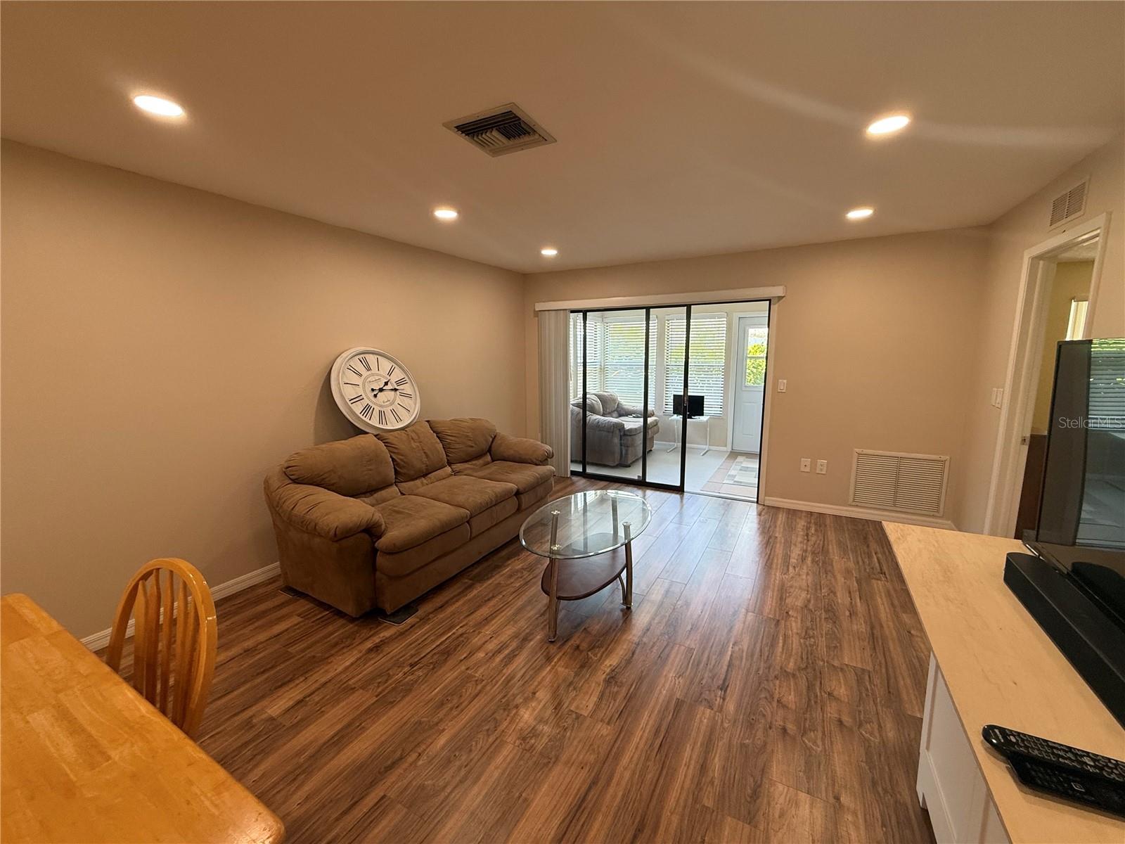 2130 BANCROFT PL #B, PALM HARBOR, FL, 34683