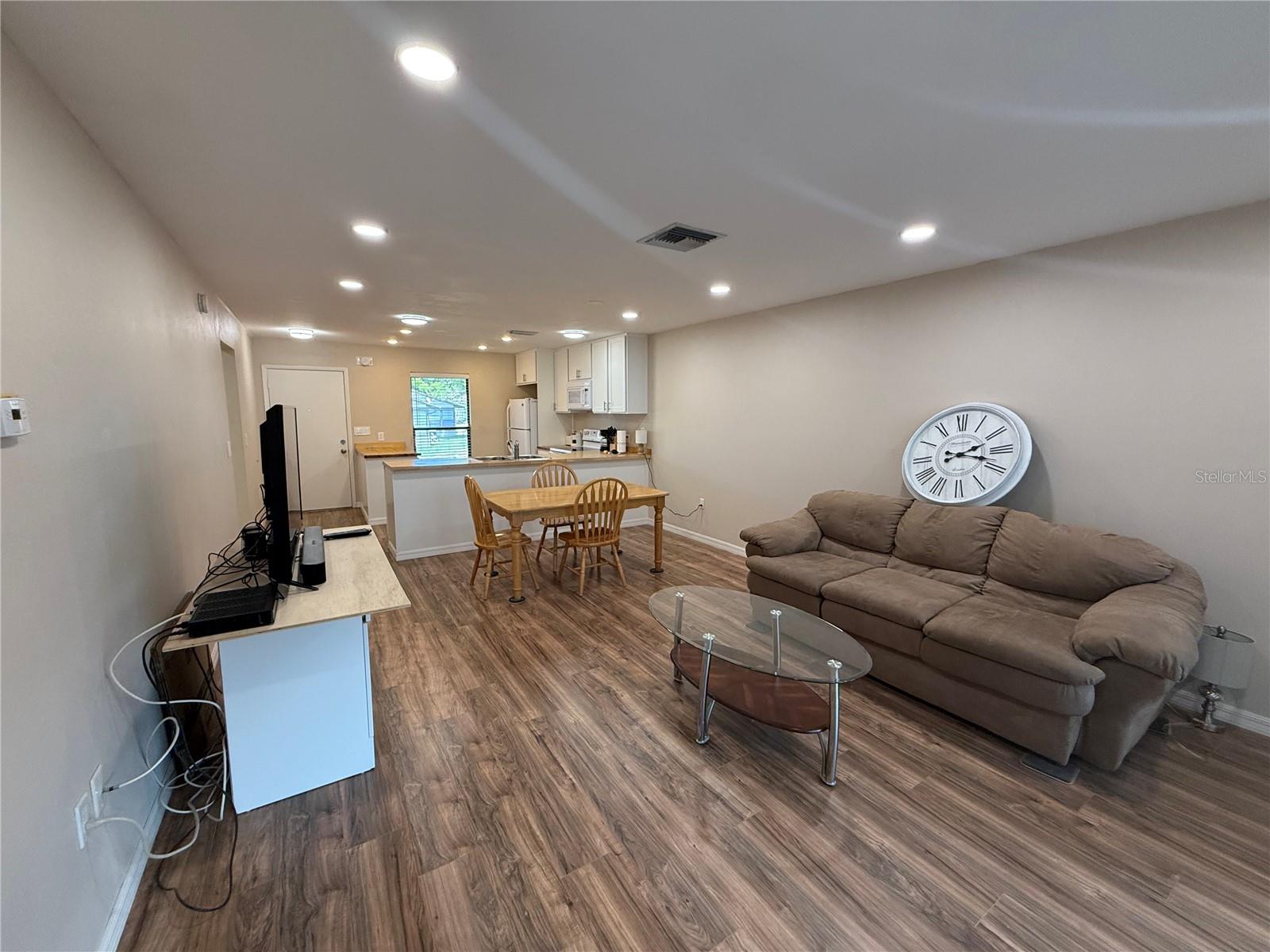 2130 BANCROFT PL #B, PALM HARBOR, FL, 34683