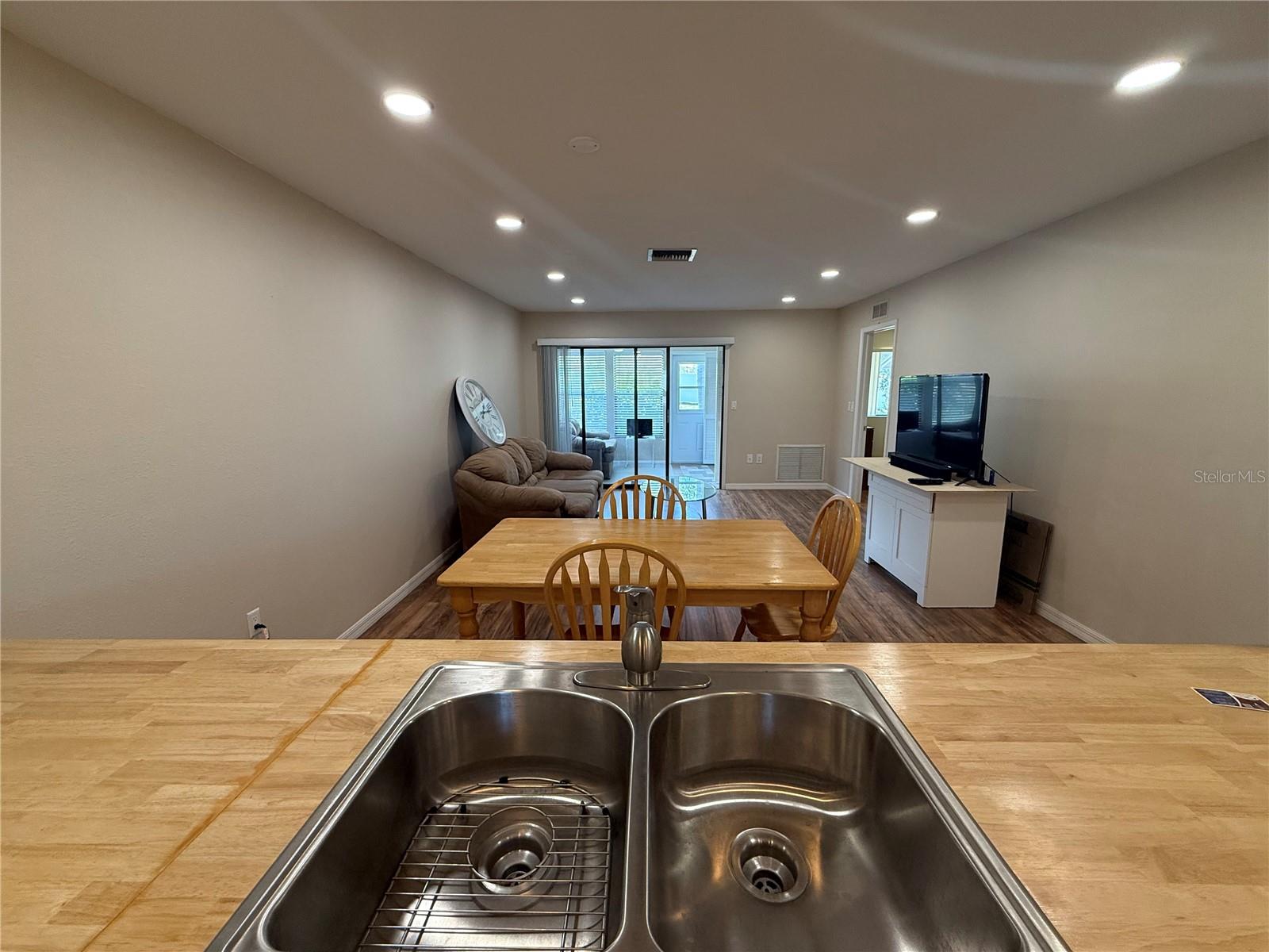 2130 BANCROFT PL #B, PALM HARBOR, FL, 34683