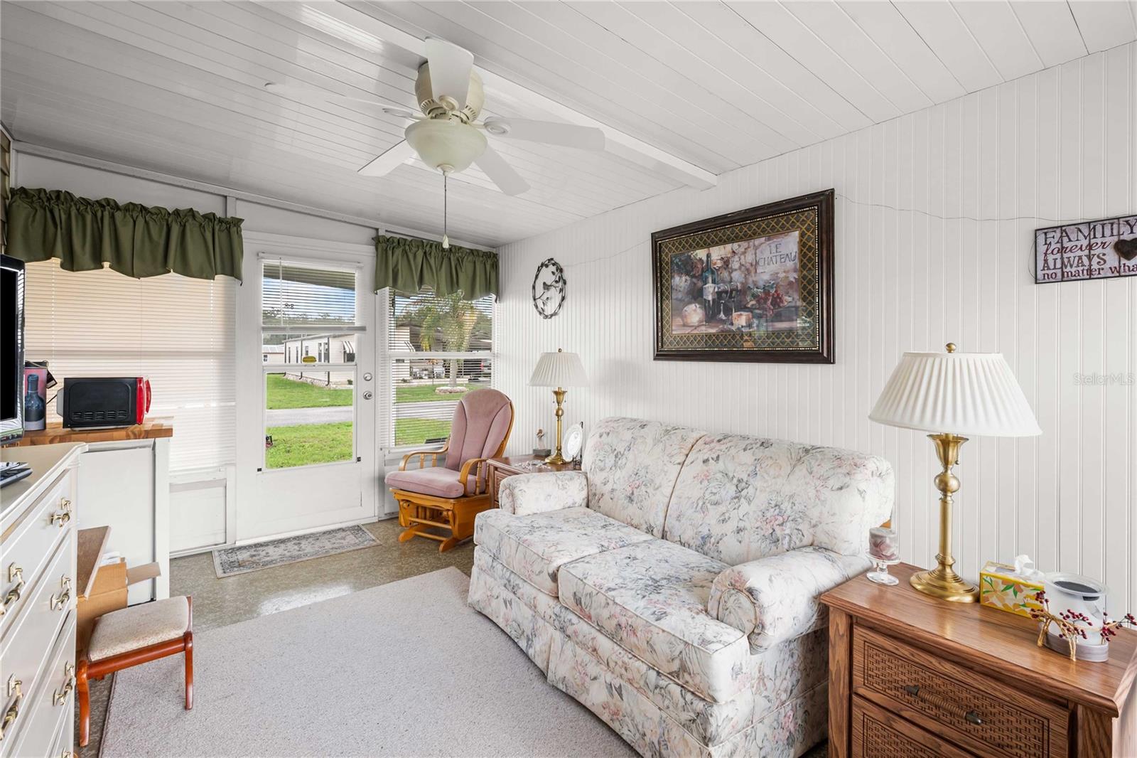 5633 BENTON ST, ZEPHYRHILLS, FL, 33542