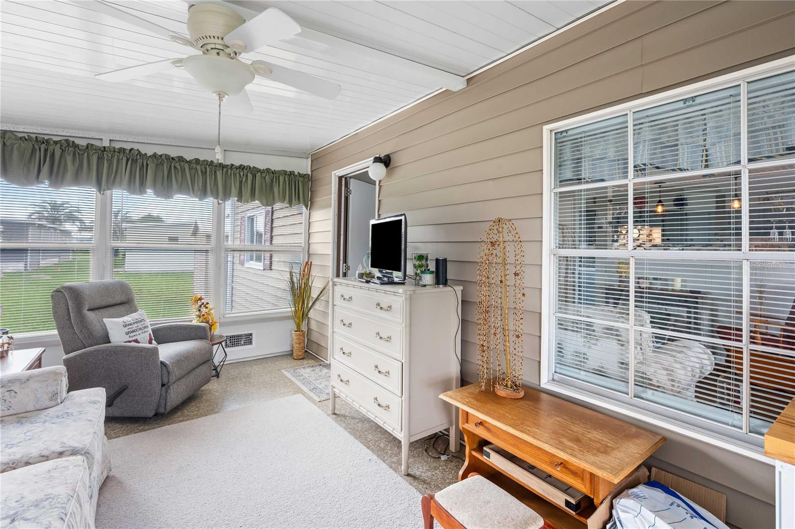 5633 BENTON ST, ZEPHYRHILLS, FL, 33542