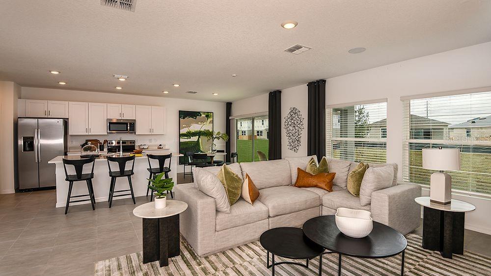6505 EQUINOX LN N, NORTH FORT MYERS, FL, 33917