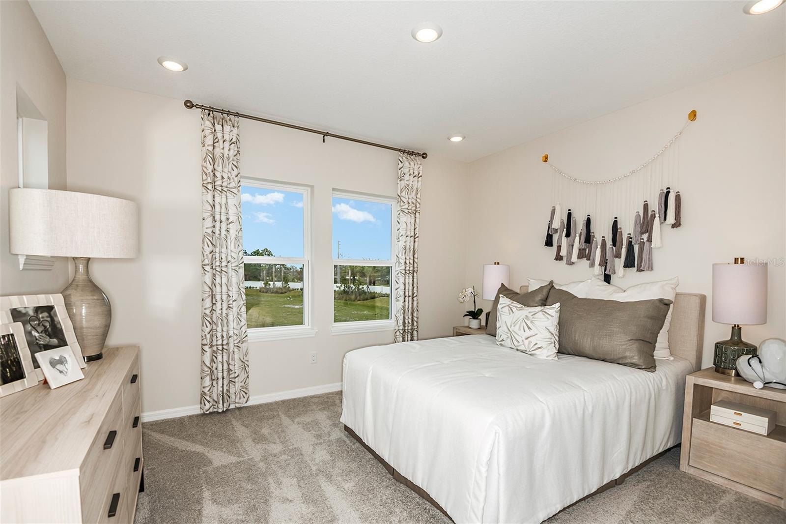 712 SKY SHADE DR, APOLLO BEACH, FL, 33572