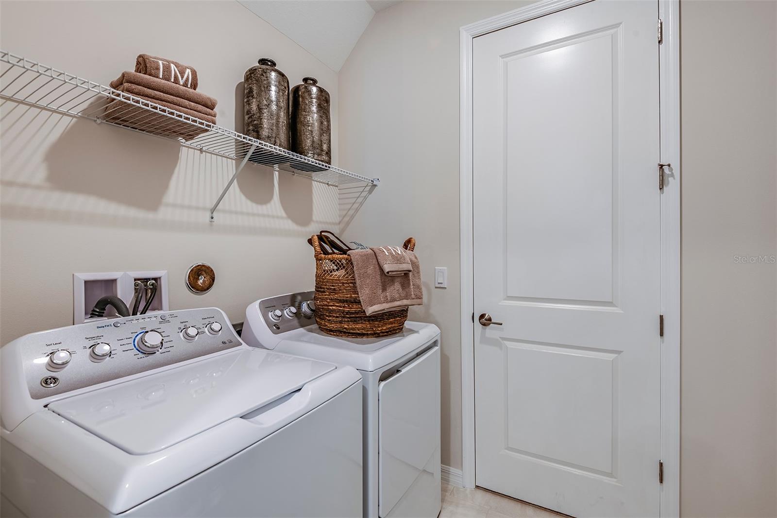712 SKY SHADE DR, APOLLO BEACH, FL, 33572