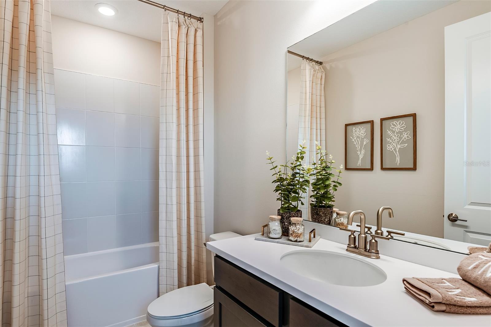 712 SKY SHADE DR, APOLLO BEACH, FL, 33572