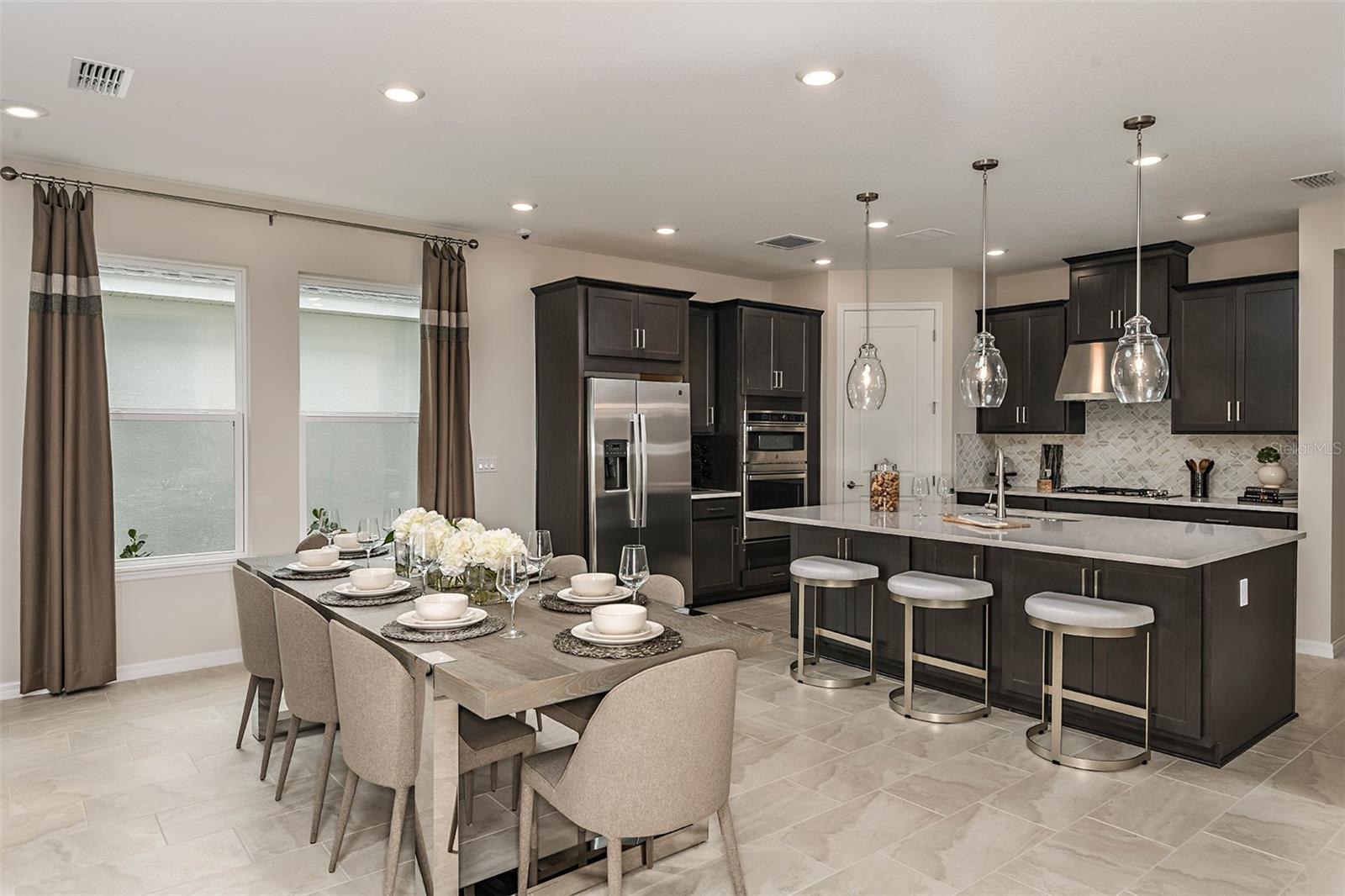 712 SKY SHADE DR, APOLLO BEACH, FL, 33572