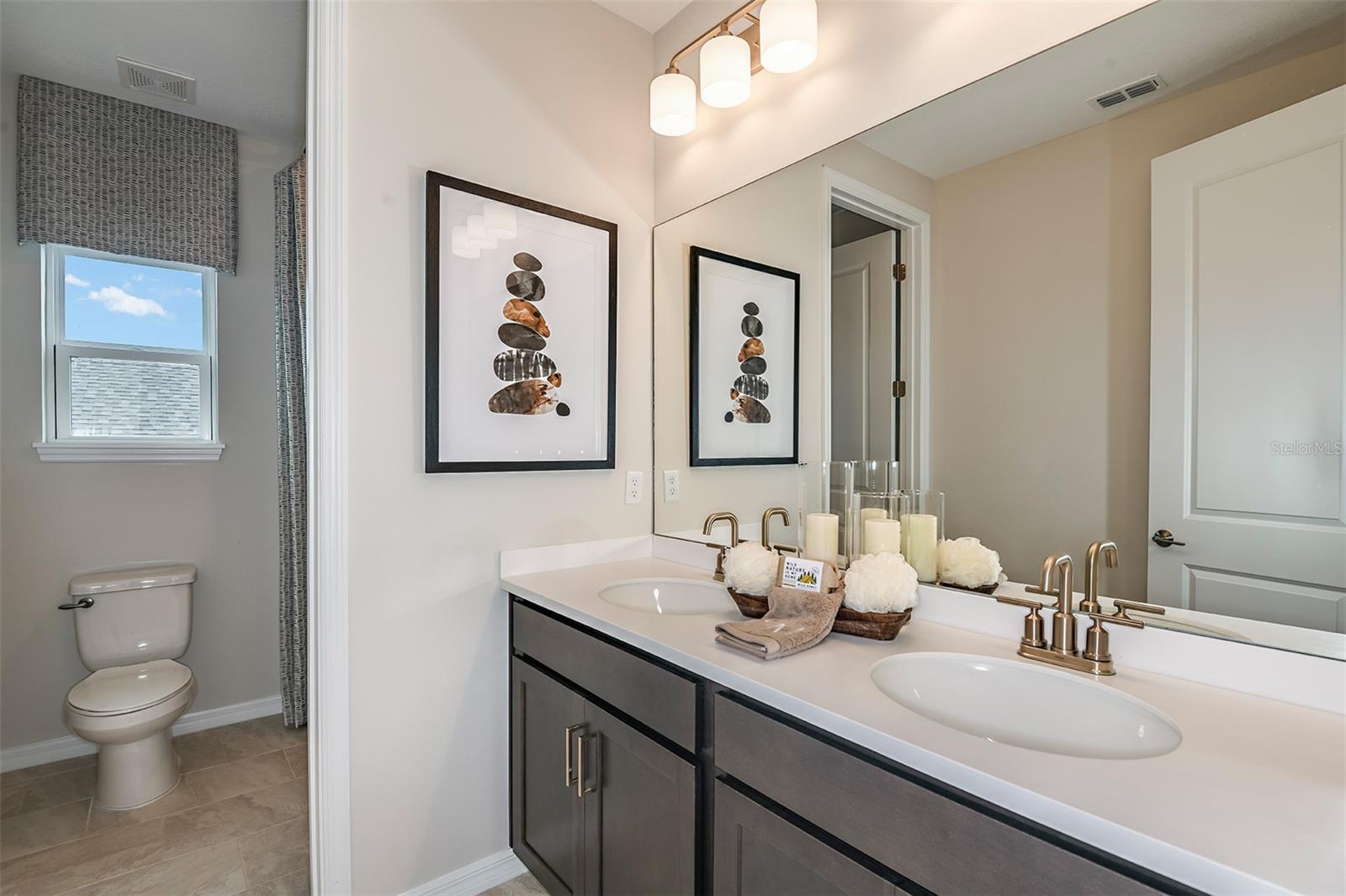 712 SKY SHADE DR, APOLLO BEACH, FL, 33572