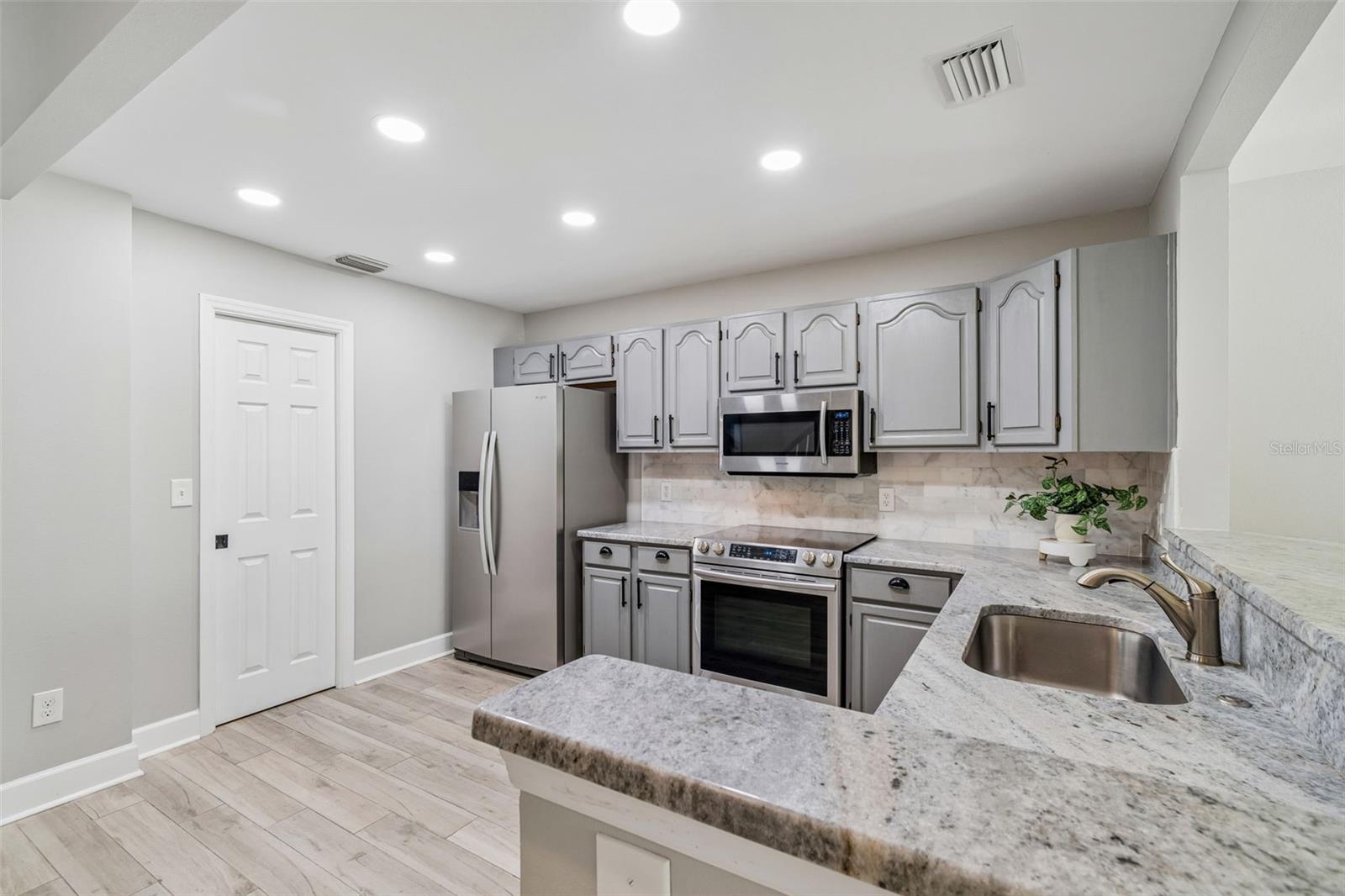 1508 S BAY VILLA PL #B, TAMPA, FL, 33629