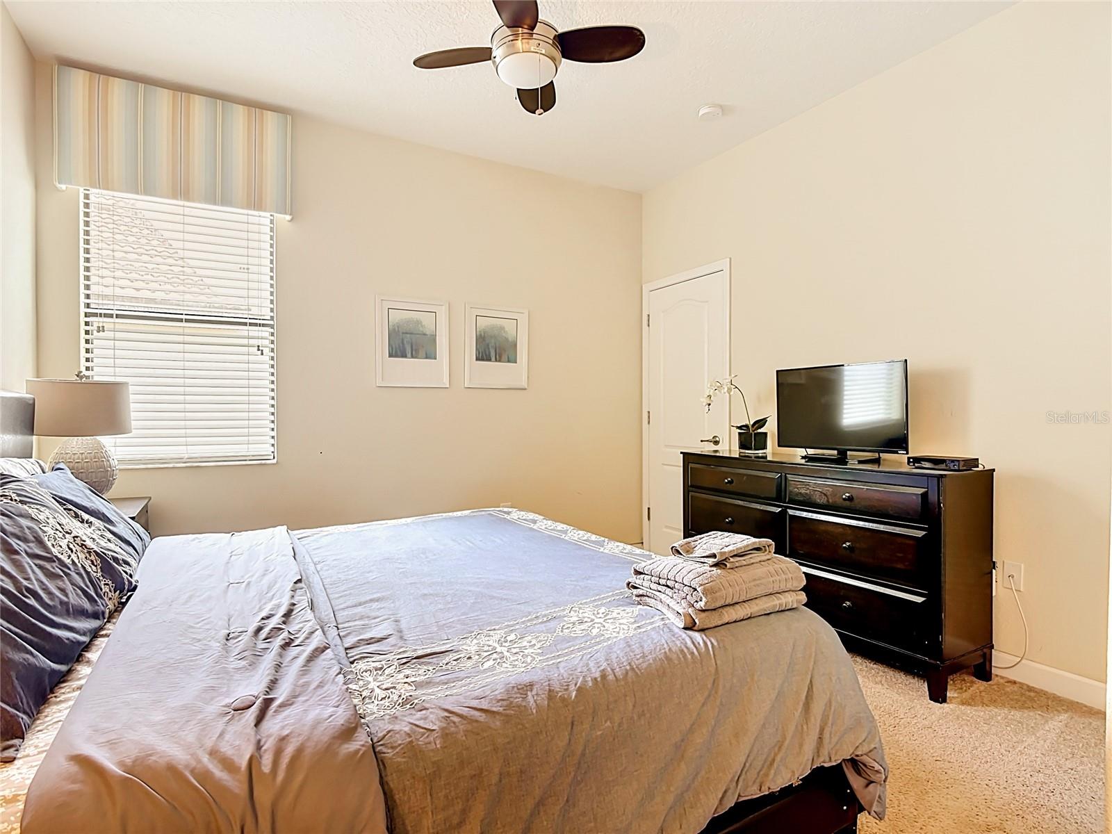 1442 MOON VALLEY DR, DAVENPORT, FL, 33896