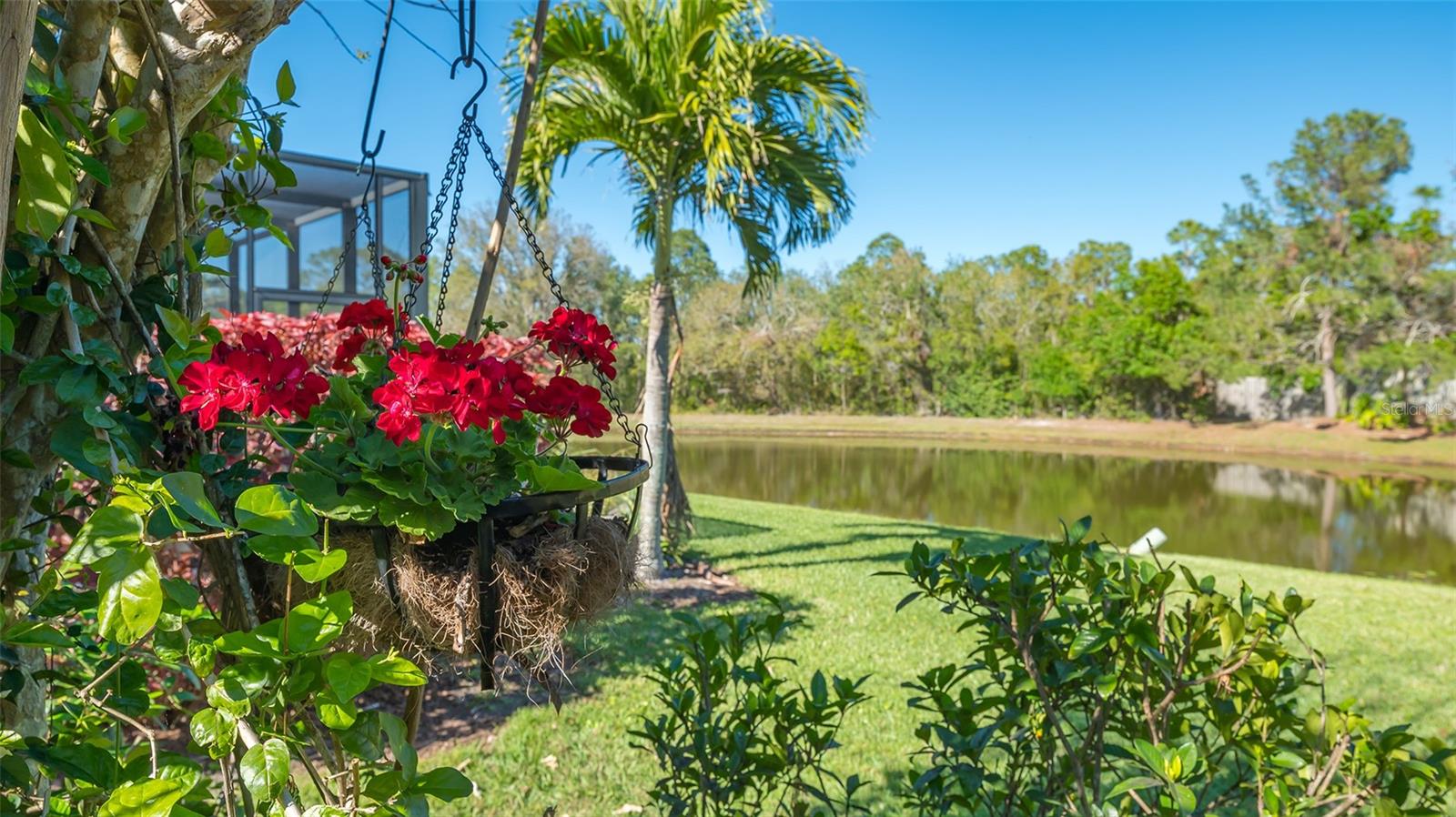 315 LONDONDERRY DR, SARASOTA, FL, 34240