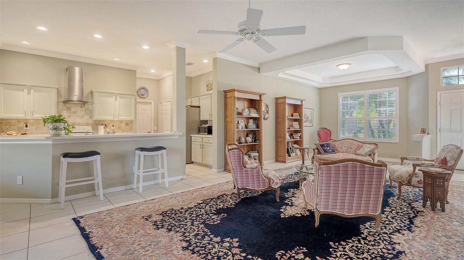 315 LONDONDERRY DR, SARASOTA, FL, 34240