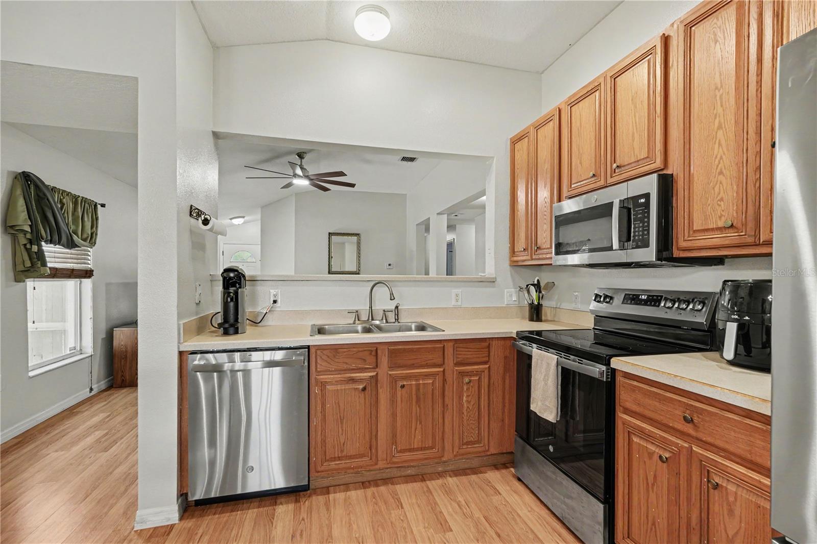 11917 MANGO GROVES BLVD, SEFFNER, FL, 33584