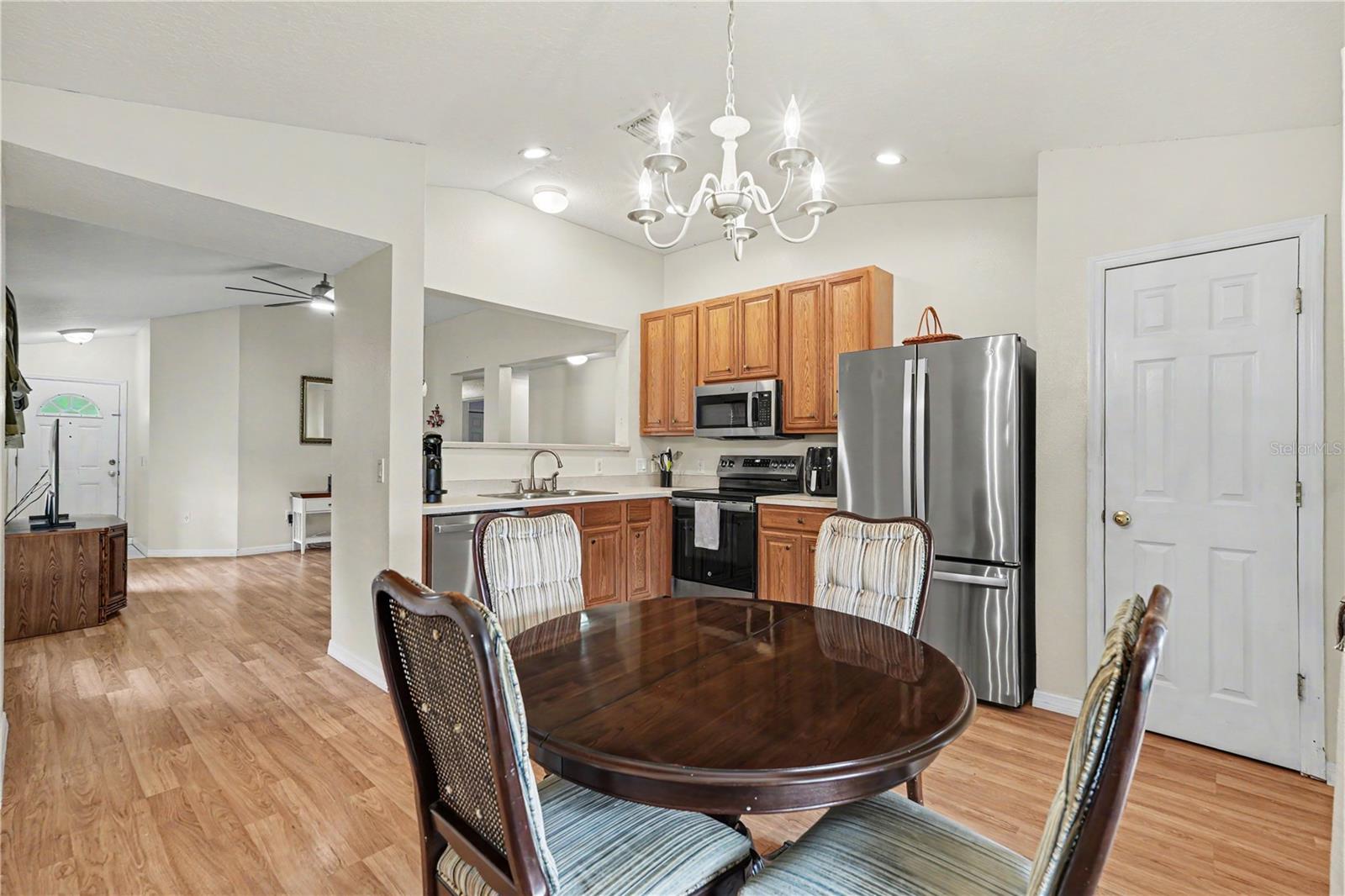 11917 MANGO GROVES BLVD, SEFFNER, FL, 33584