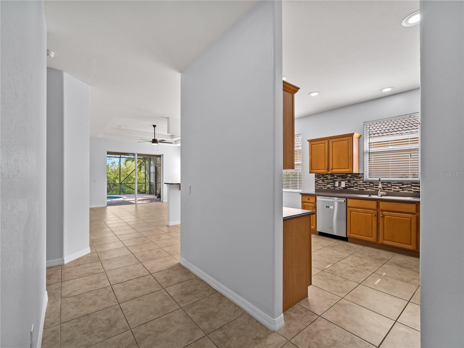 11631 DANCING RIVER DR, VENICE, FL, 34292