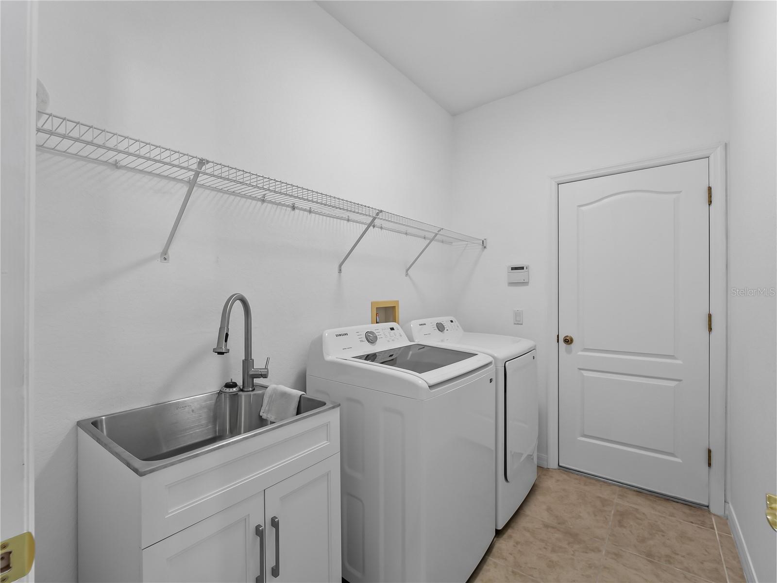 11631 DANCING RIVER DR, VENICE, FL, 34292