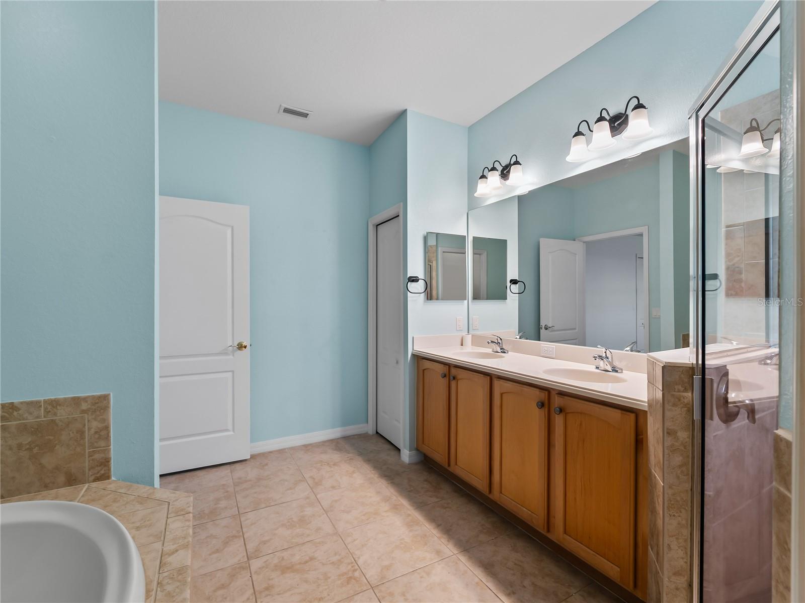 11631 DANCING RIVER DR, VENICE, FL, 34292