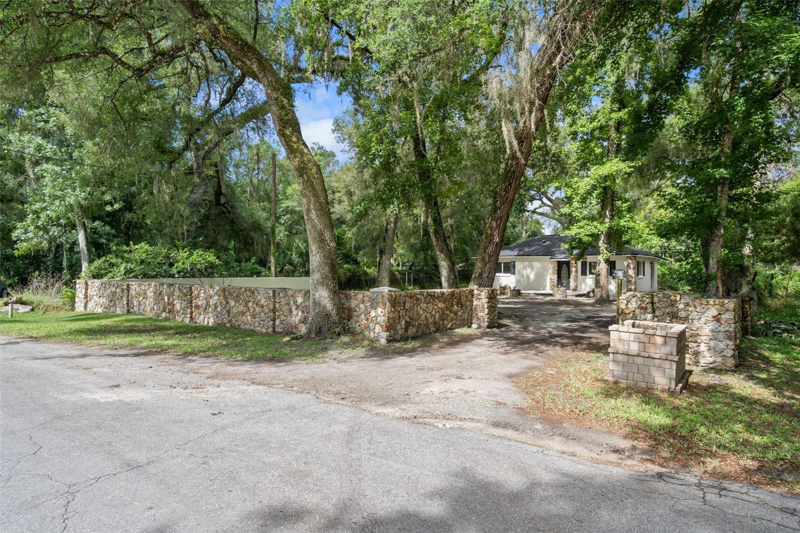11512 CR 675W, WEBSTER, FL, 33597