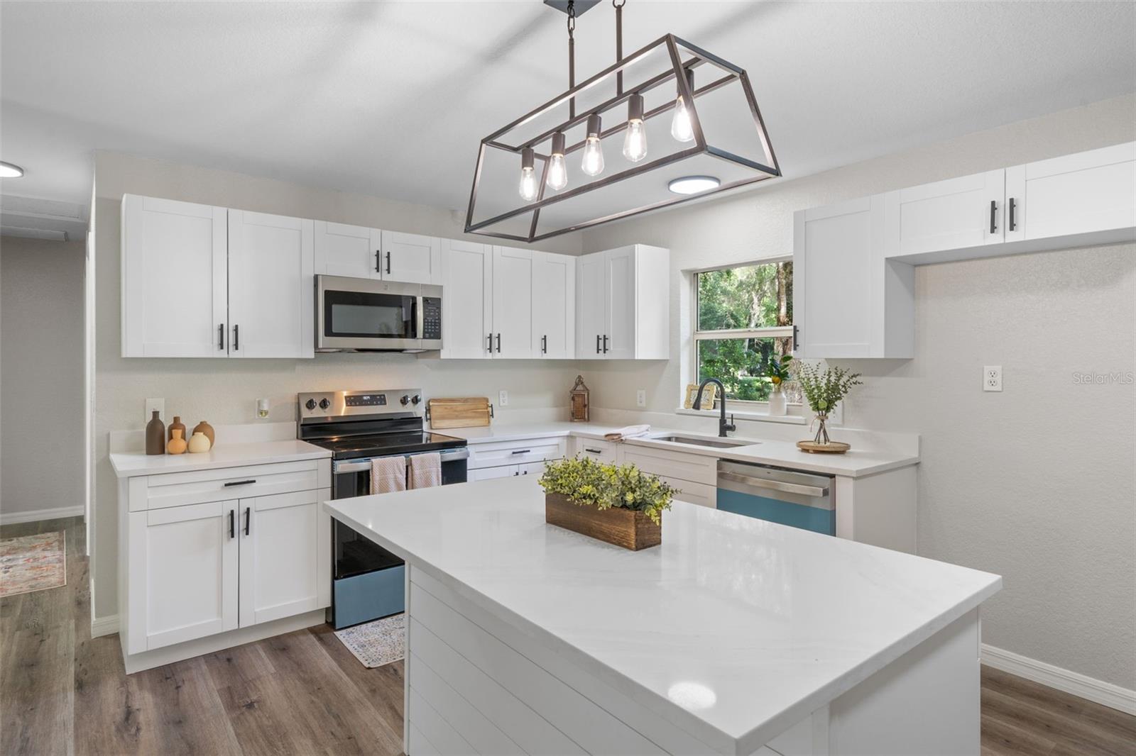 11512 CR 675W, WEBSTER, FL, 33597