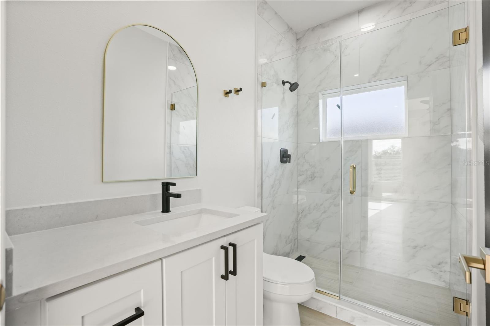 823 E MCDONALD AVE, EUSTIS, FL, 32726