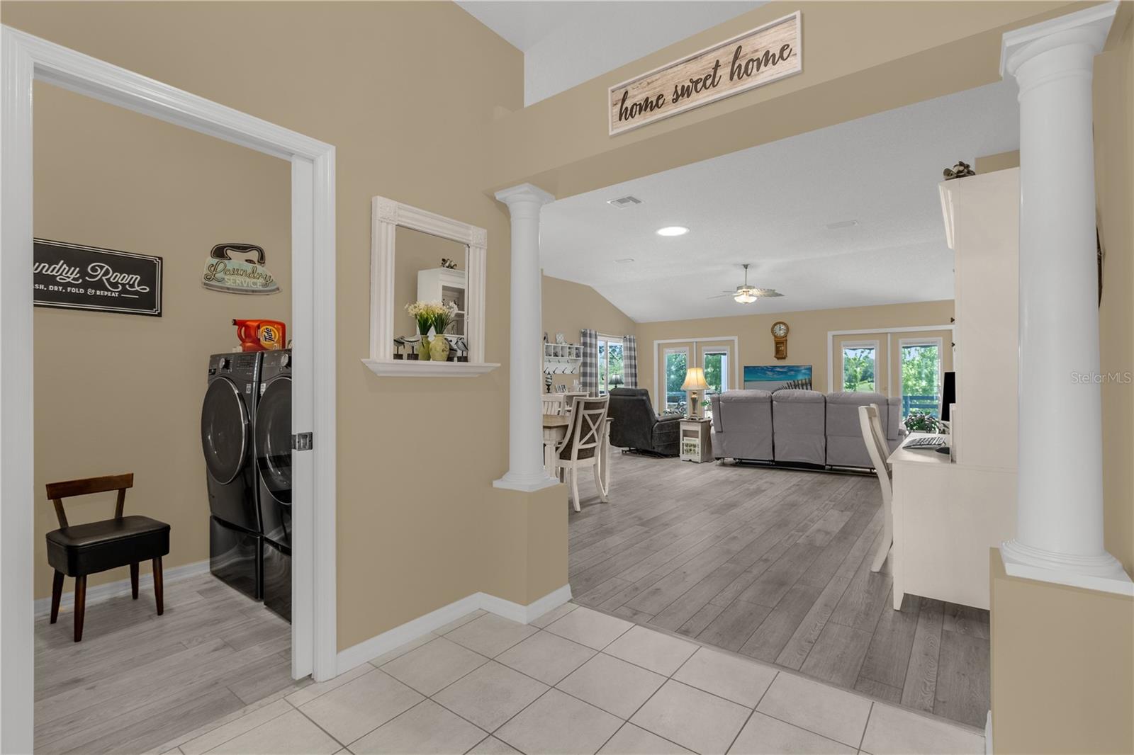 521 CARRERA DR, LADY LAKE, FL, 32159