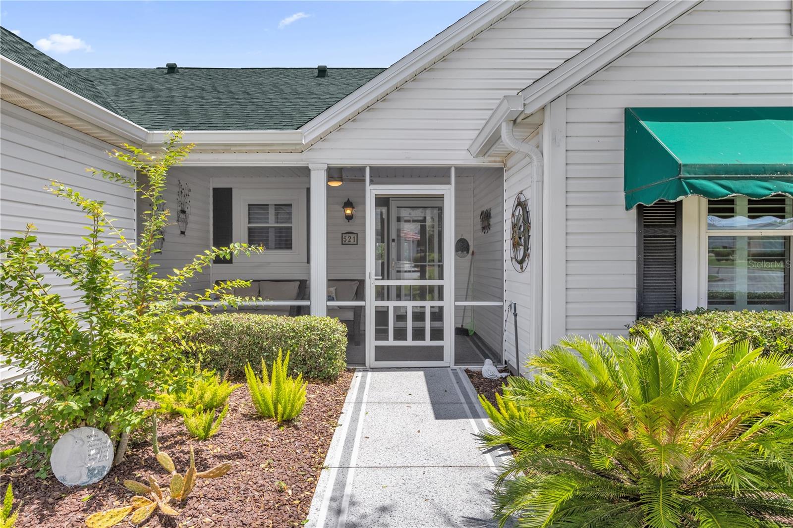 521 CARRERA DR, LADY LAKE, FL, 32159