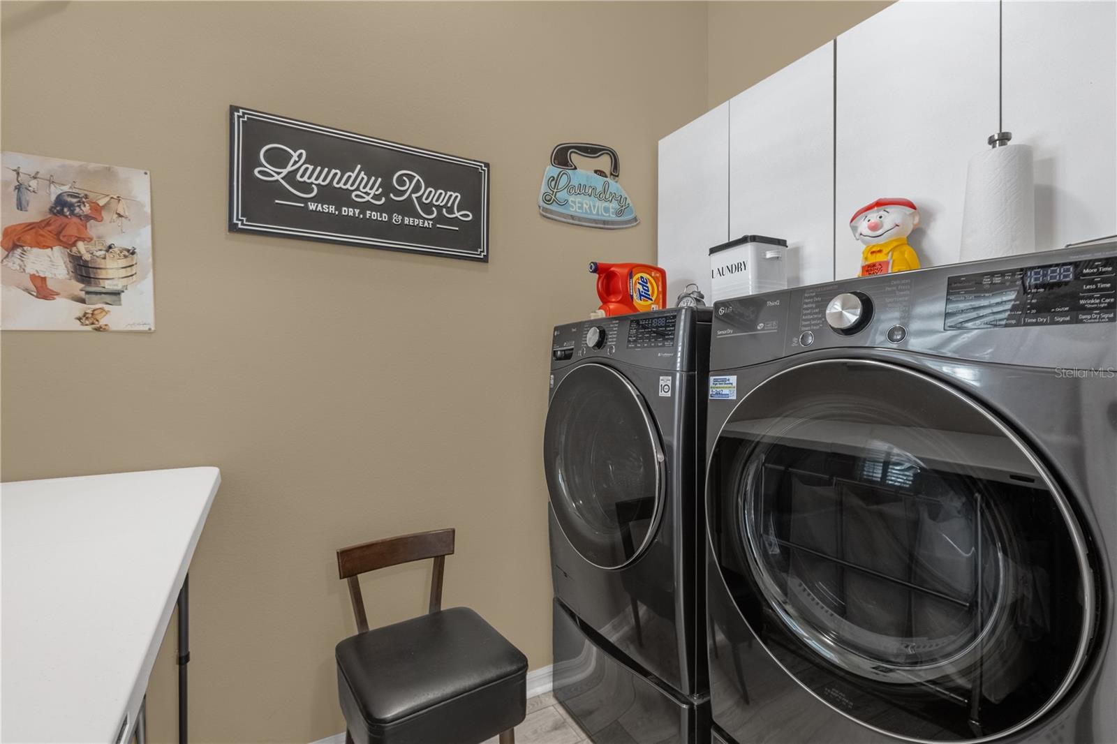 521 CARRERA DR, LADY LAKE, FL, 32159